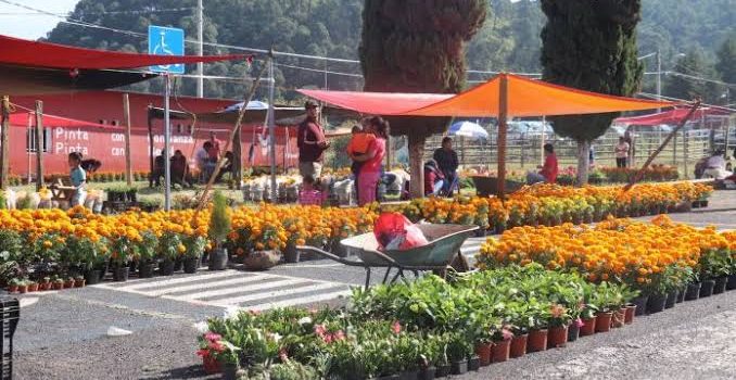 Comienza el tianguis más grande del Oriente en Zitácuaro