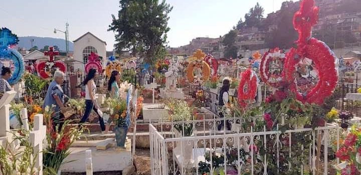 Inician preparativos en el Panteón Municipal San Carlos para Día de Muertos