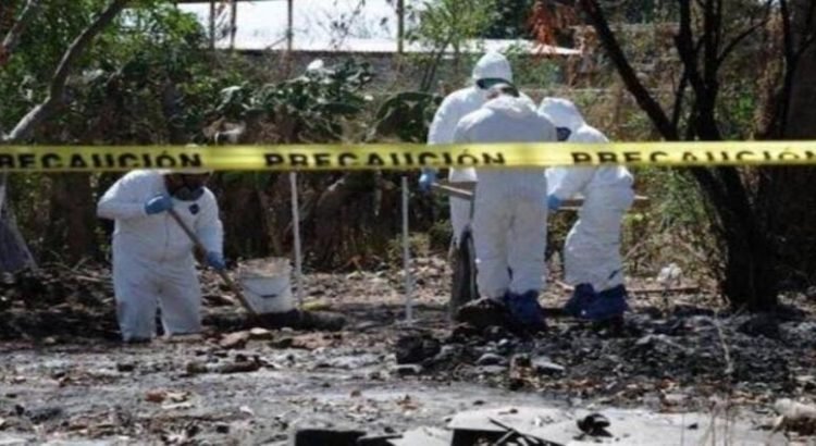 Localizan en Michoacán una fosa clandestina con dos osamentas