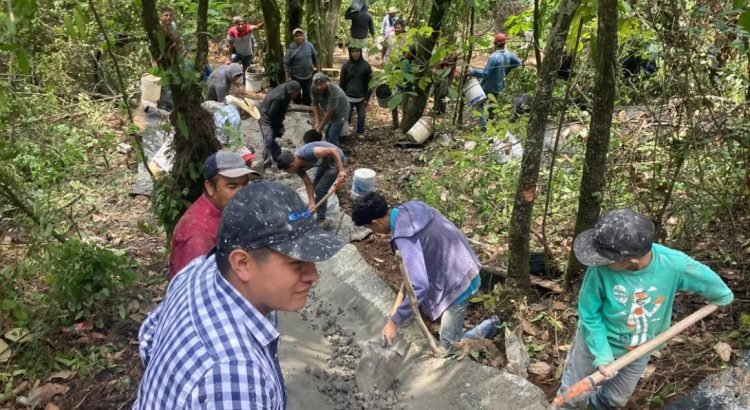 Productores de Zitácuaro usan alternativa para eficientar agua de riego