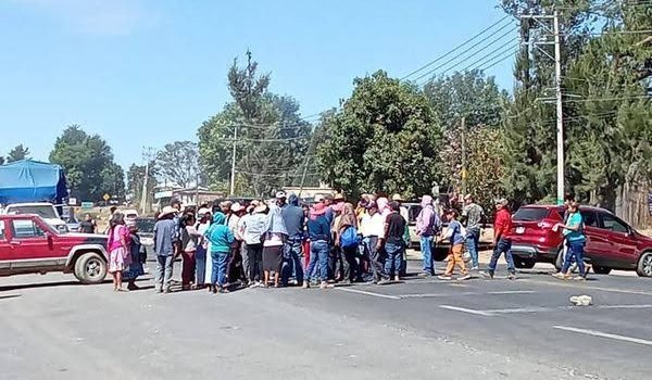 Habitantes de San Felipe los Alzati demandan el pago inmediato de 5 millones de pesos