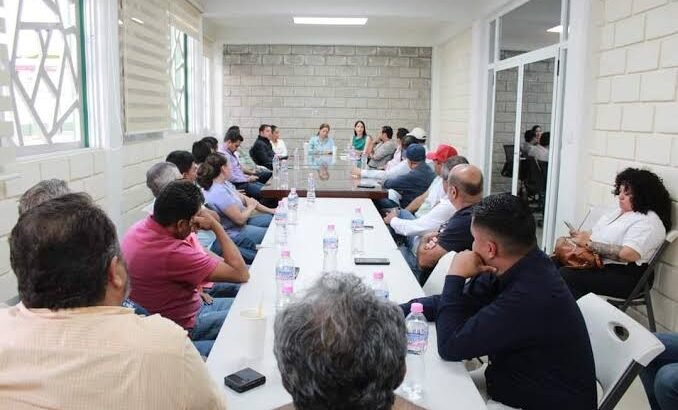 Mejoraremos las condiciones para que los inversionistas lleguen a esta ciudad: Rosy Salinas
