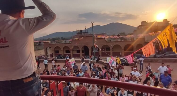 Presenta Antonio Bernal propuestas para plan de gobierno de Zitácuaro