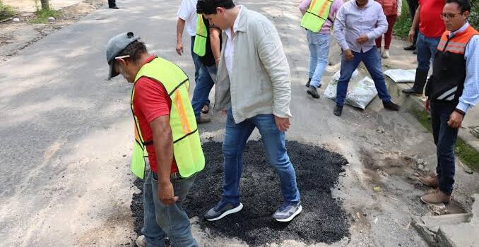 Mantiene Gobierno de Soluciones intensivo bacheo en toda la ciudad