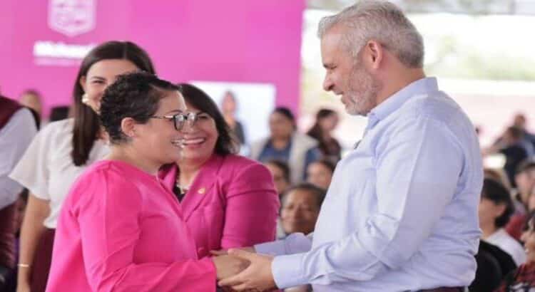 Con Bedolla, Michoacán es pionero en entregar apoyos a mujeres, niñas y niños con cáncer