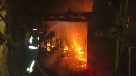 Incendio en vivienda usada como bodega atendido por Bomberos de la ciudad