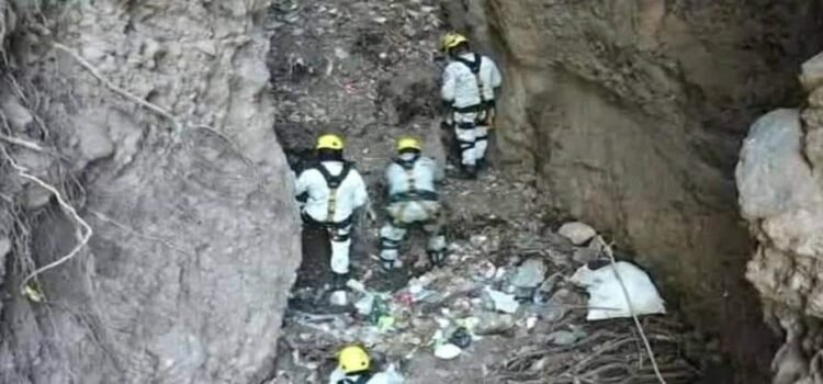 Reactivan búsqueda en mega fosa clandestina en Tacámbaro, Michoacán