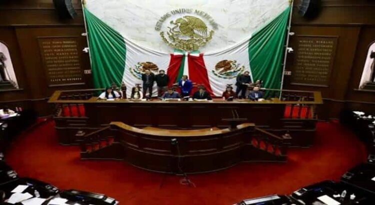 Congreso de Michoacán incumple mandato de la SCJN sobre consultas educativas