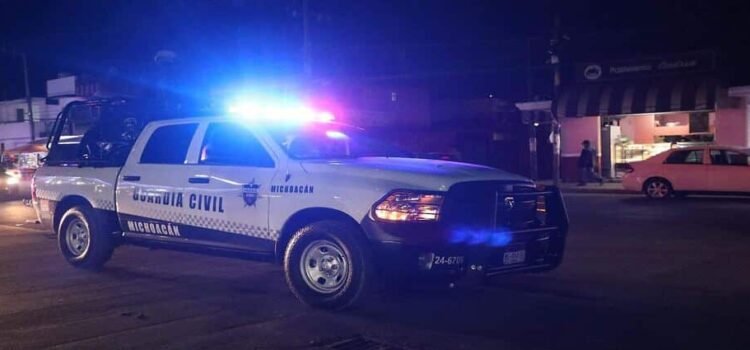 Dejan tres cabezas humanas en el centro de Apatzingán, Michoacán