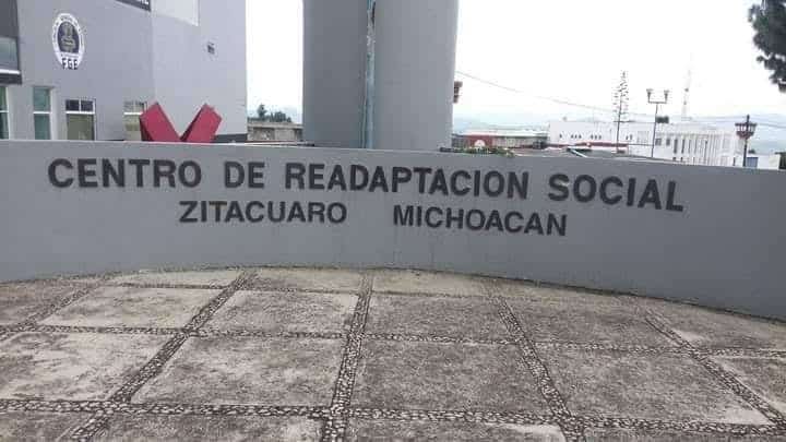 Trabajadores acusan a director del penal de Zitácuaro, por agresión