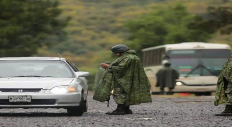 Violencia en Apatzingán; Cártel Michoacán Nueva Generación ataca comunidades y desplazan a familias
