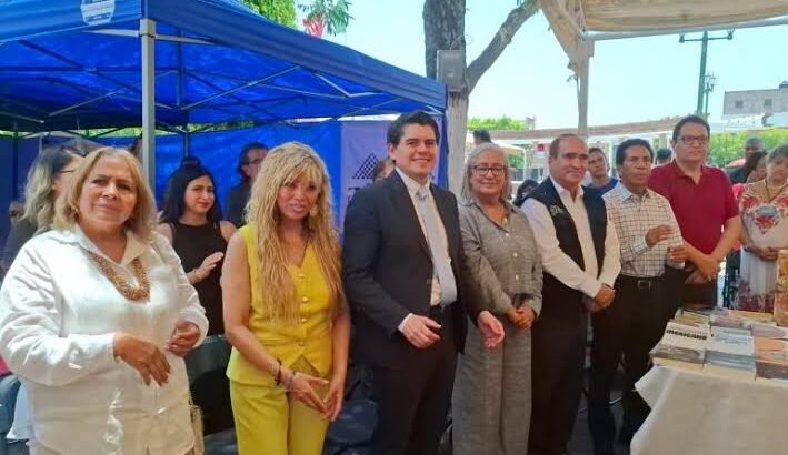 Inaugura Juan Antonio Ixtláhuac Feria de la Literatura y el Arte
