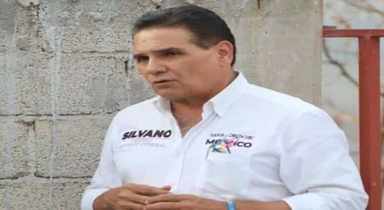 FGR busca revocar amparo de Silvano Aureoles por desvío de 3 mil mdp en Michoacán
