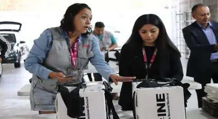 Arranca INE Michoacán distribución de paquetes electorales a presidencias de casillas