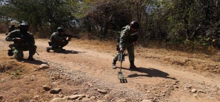 Sedena localizó y destruyó 28 minas en Michoacán colocadas por el CJNG