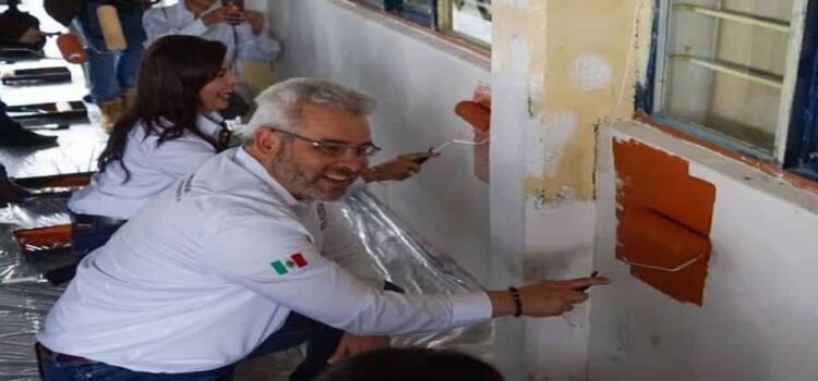 Pintarán 11 mil escuelas en Michoacán