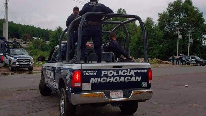 Zitácuaro, Michoacán, en alerta: enfrentamientos paralizan comercios y escuelas