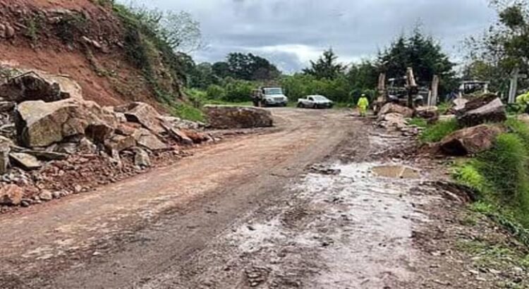 Sobrevive a derrumbe de obra en Tacámbaro, Michoacán