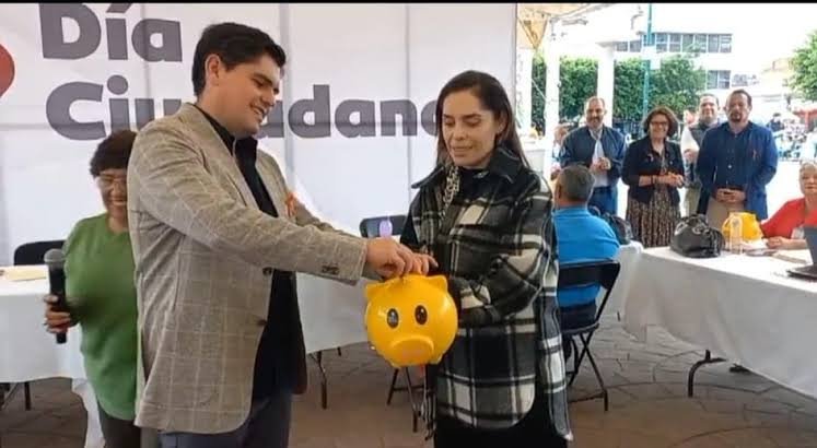Vanessa Ixtláhuac pone en marcha la colecta Teletón
