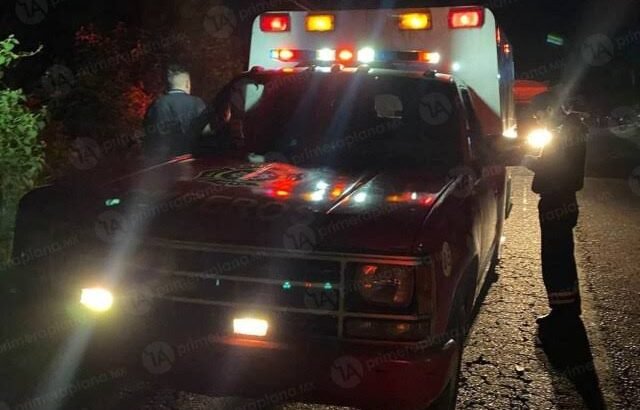 Encuentran motociclista muerto en carretera de Zitácuaro