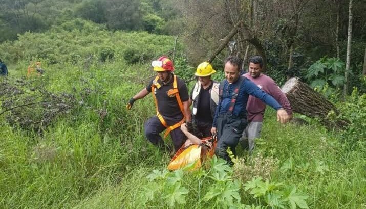 Rescatan el cuerpo de un hombre en río de Zitácuaro