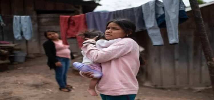 Más de 10 mil niñas o adolescentes son madres en Michoacán cada año Más de 10 mil niñas o adolescentes son madres en Michoacán cada año