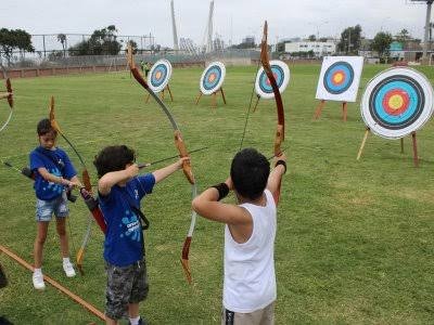 Cursos de Verano incluirán box, béisbol y tiro con arco