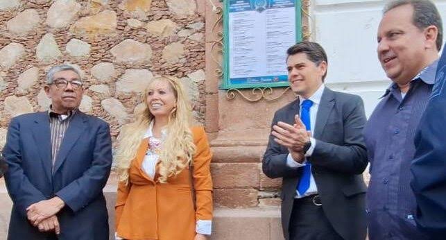 Fijan bando de actividades del 214 aniversario de la Suprema Junta Nacional Americana