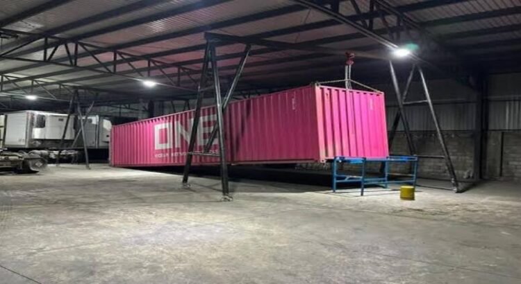 Desmantelan bodega donde resguardaban vehículos robados en la Siglo 21