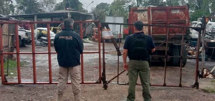 Aseguran tres vehículos con alteraciones en sus medios de identificación en Zitácuaro