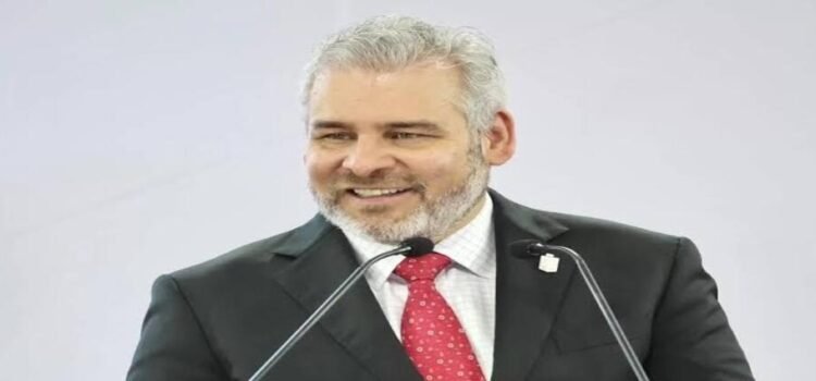 Más de 5 mil 719 mdp de inversión histórica para Michoacán en becas educativas
