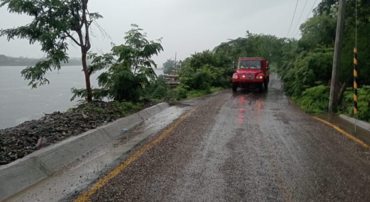 Activa PC Michoacán 55 refugios en 7 municipios por tormenta Raymond