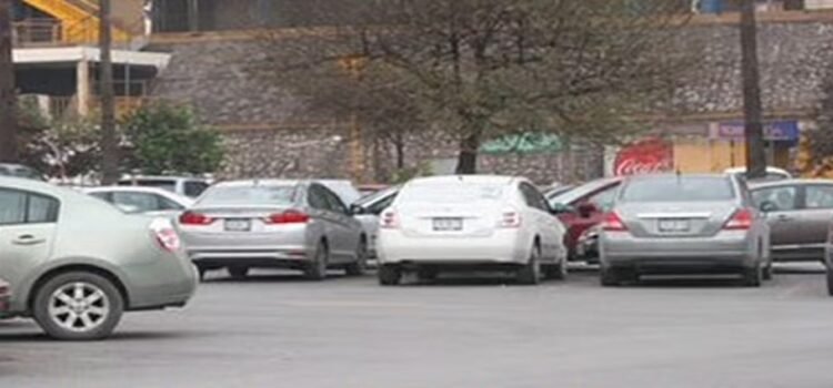 Prevén desechar propuesta de estacionamientos gratis en Michoacán