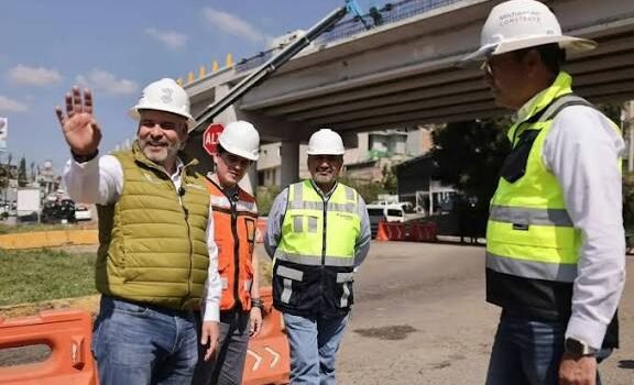 Supervisa Ramírez Bedolla avances de la autopista Maravatío-Zitácuaro