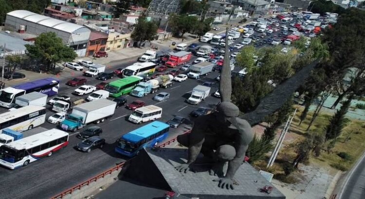 Cancelan reservaciones de hoteles por bloqueos carreteros y plantones