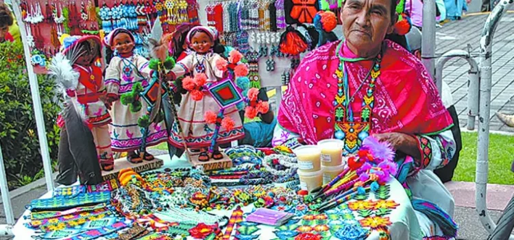 Artesanos logran vender gran parte de su mercancía