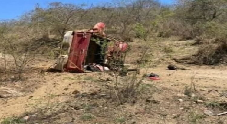 Muere productor de aguacate por explosión de narcomina en Michoacán Muere productor de aguacate por explosión de narcomina en Michoacán