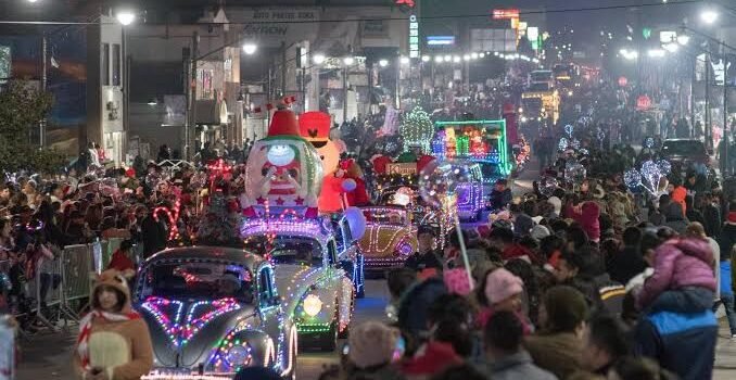 13 de diciembre Tradicional Desfile Navideño en la ciudad