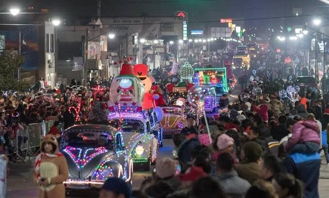 13 de diciembre Tradicional Desfile Navideño en la ciudad
