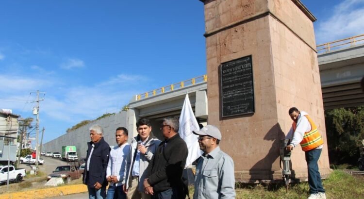 Toño Ixtláhuac da inicio a la construcción del Monumento a la Heroica Toño Ixtláhuac da inicio a la construcción del Monumento a la Heroica