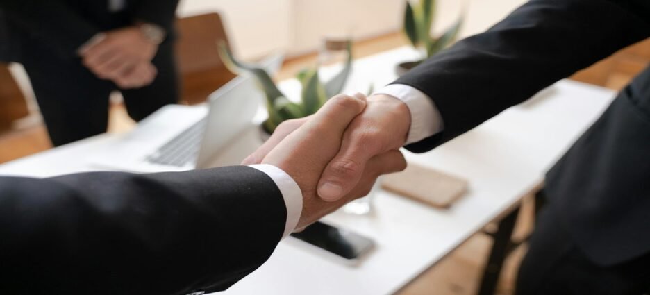 Buscan impedir que proveedores con adeudos laborales contraten con el Gobierno de Michoacán