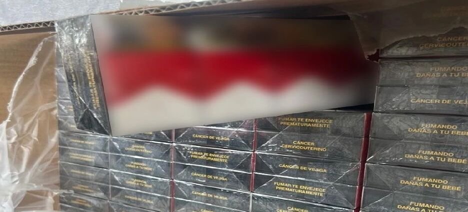 La Marina y Aduanas aseguran 554 mil cajetillas de cigarros en Michoacán